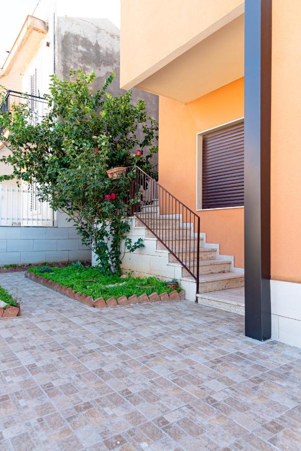 Апартаменты Casa Angela Санта-Кроче- Камерина Экстерьер фото